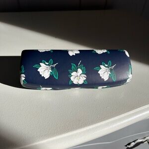 Draper James eyeglass case